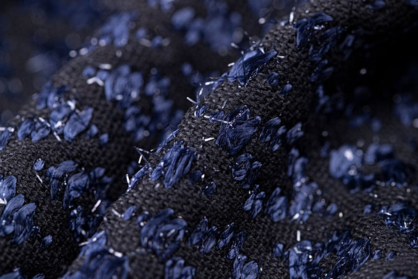 Tissu bouclé noir et bleu | new tess