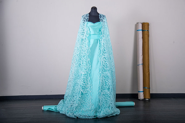 Tessuto duchesse di seta di prima qualità | new tess