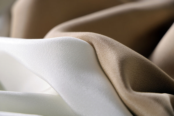 Tessuto in seta cady di alta qualità per abbigliamento e moda | new tess