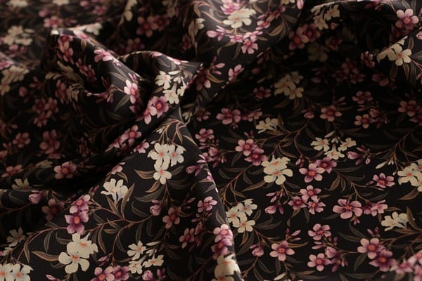 Black Silk Crêpe de Chine fabric for dressmaking
