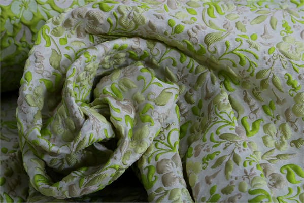 Tessuto Fiori Cloque' 000600 Giallo, Multicolore, Verde per Abbigliamento