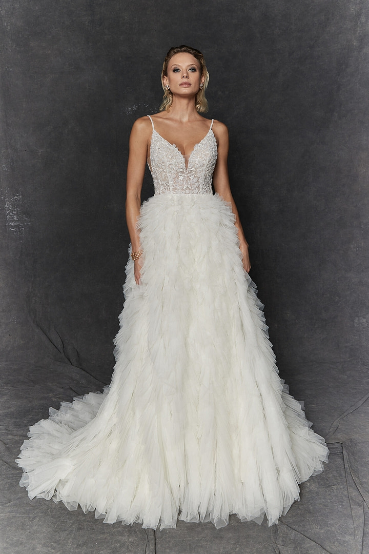 Tendances - robes de mariée en tissu automne-hiver 2023 | newtess