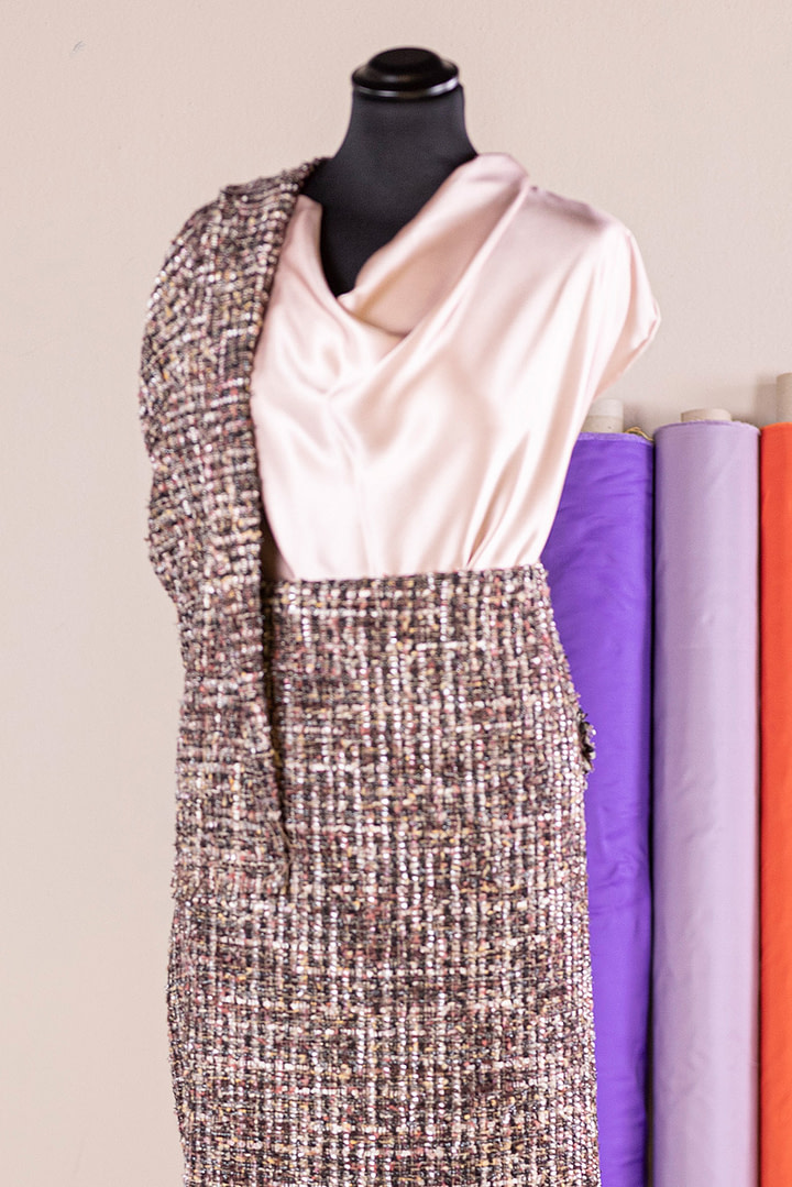 Pink wool bouclé and silk satin fabrics for dressmaking and high fashion | new tess