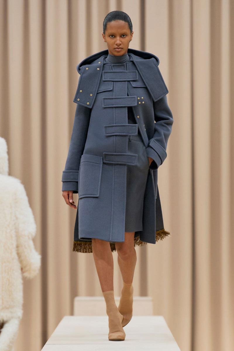 Spring Lake - Burberry Ready-to-Wear Fall Winter 2021