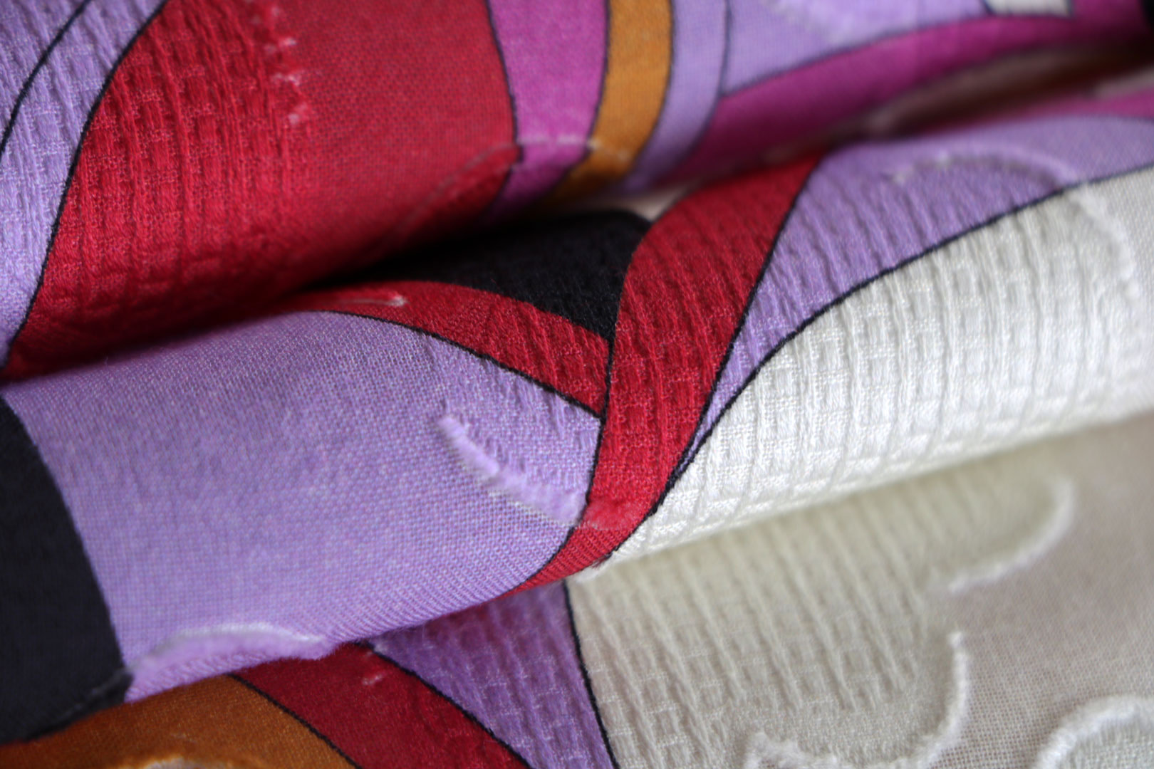 Geometric Print Apparel Fabric ST000561