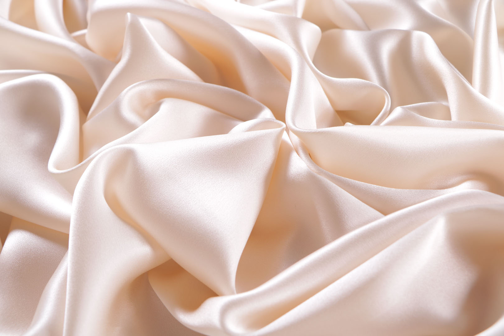 jasmine-pink-silk-cr-pe-satin-apparel-fabric