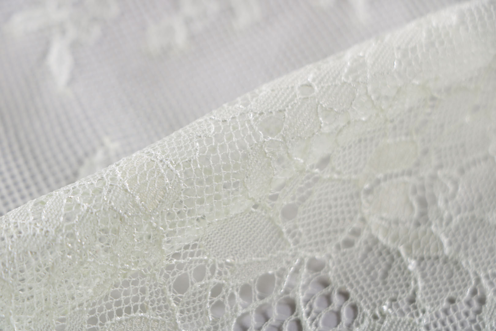 Laces-Embroidery Apparel Fabric TC001024