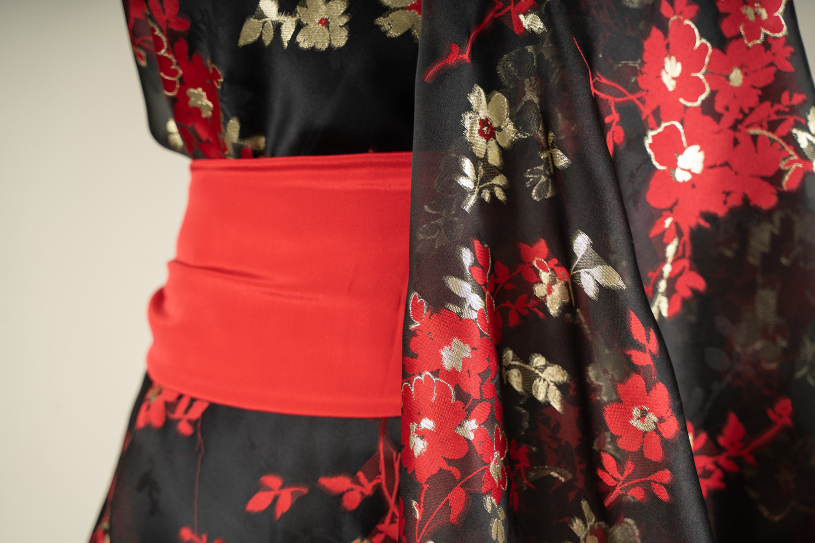 【新品未使用】acka flower jacquard bolero Flower Jacquard 2 WAY Bolero – シェニール織のカワサキ公式通販