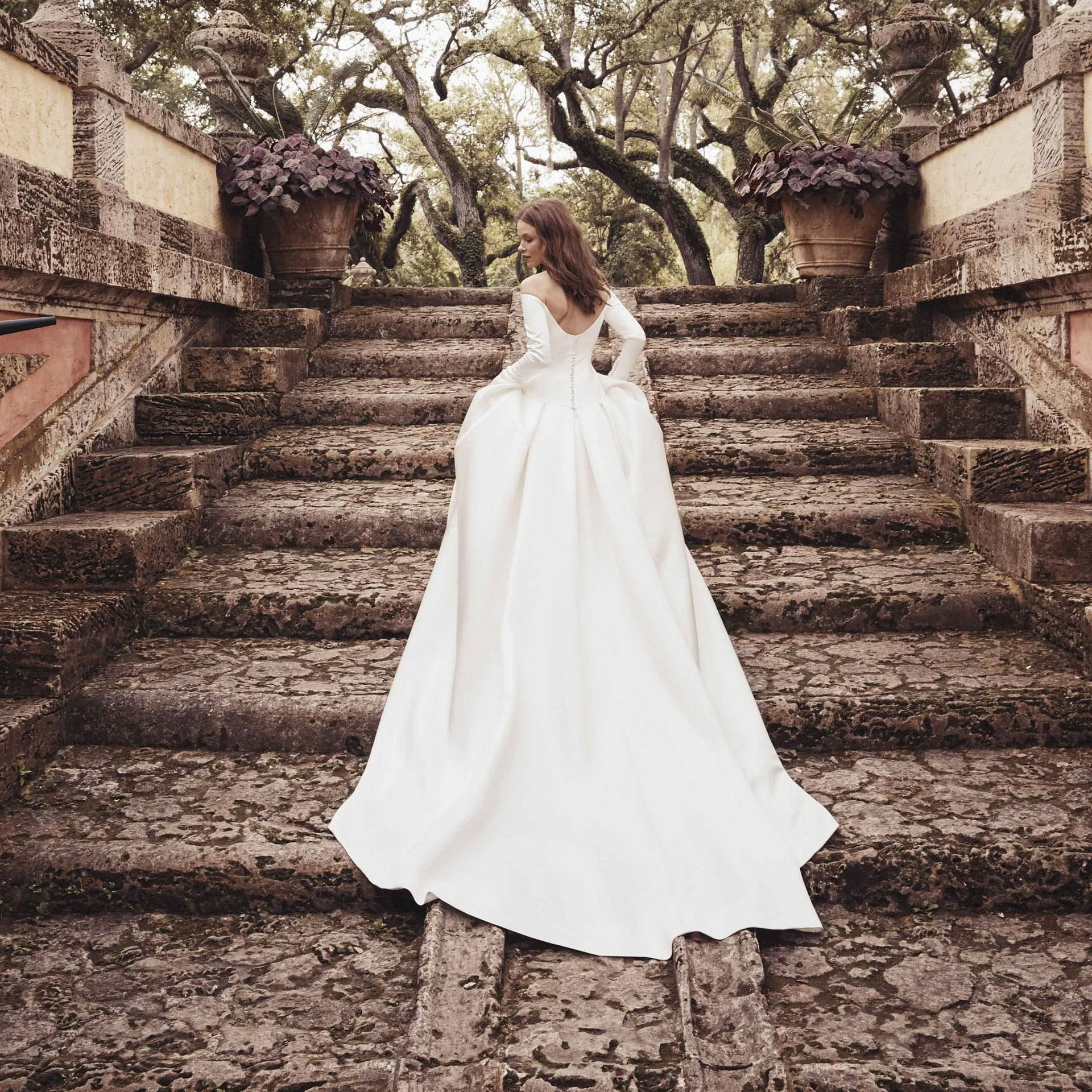 Monique Lhuillier Bridal Spring 2020