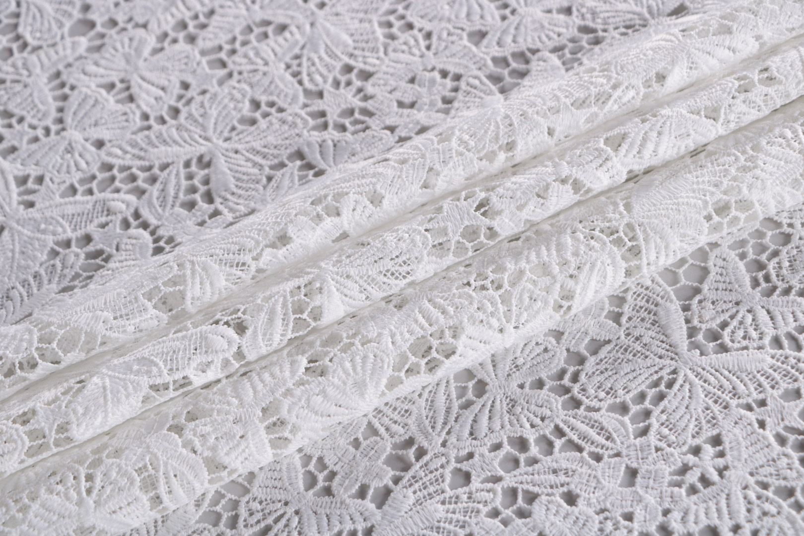 WorthSJLH Tessuto Di Pizzo Africano Guipure J842 - 5 Metri Di Tulle Francese Ricamato Per Abiti Da Sposa, Matrimonio E Cerimonie (Bianco) - 4