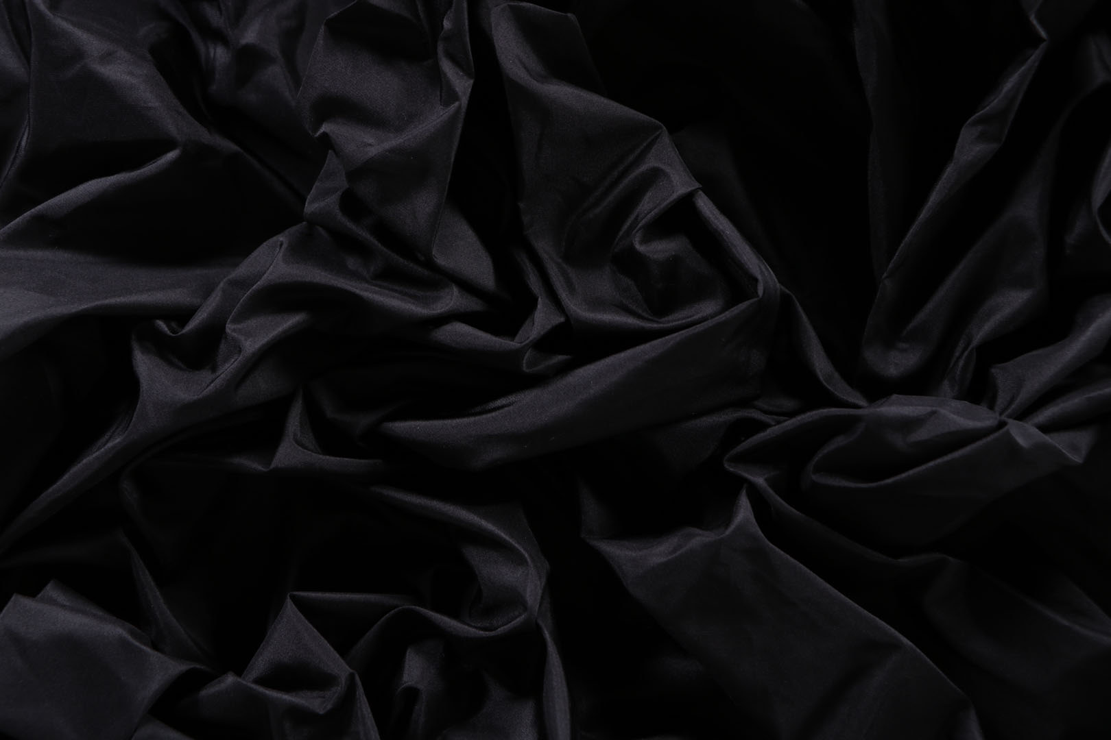 Tessuto Taffetà In Finta Seta Con Bordo Rifinito A Nastro - Nero - Larghezza 150 Cm - Venduto Al Metro