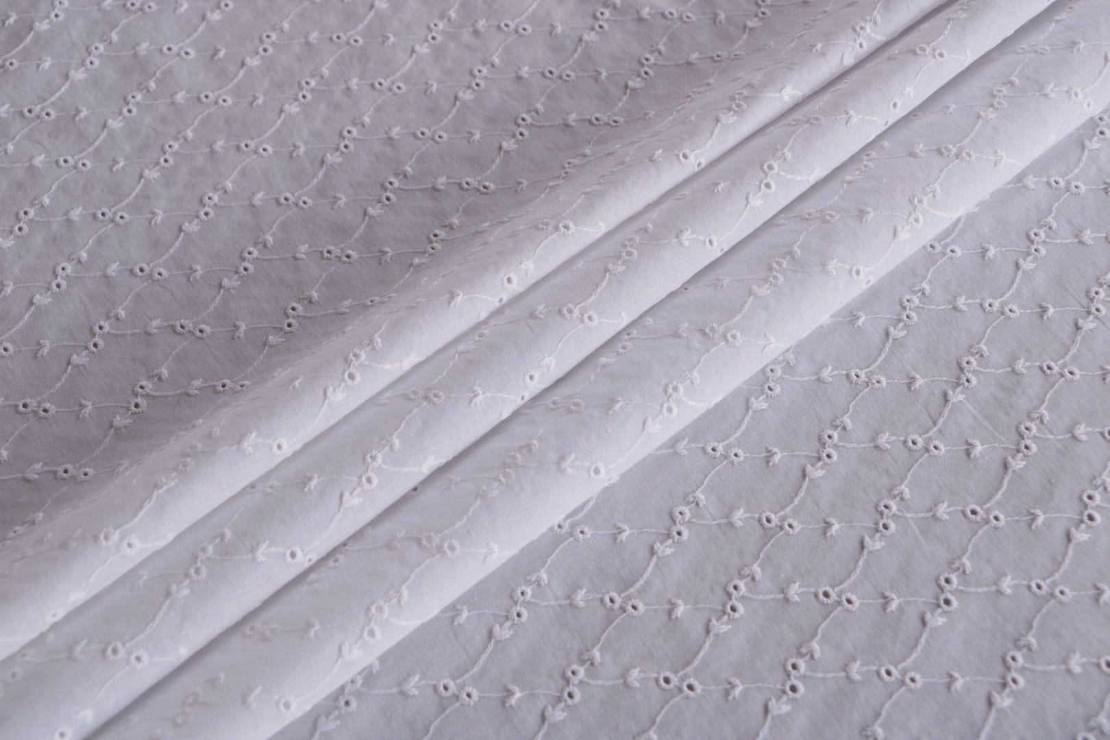 White Cotton fabric for dressmaking